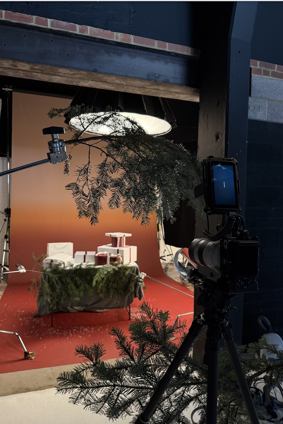 Set build, Alva East studio